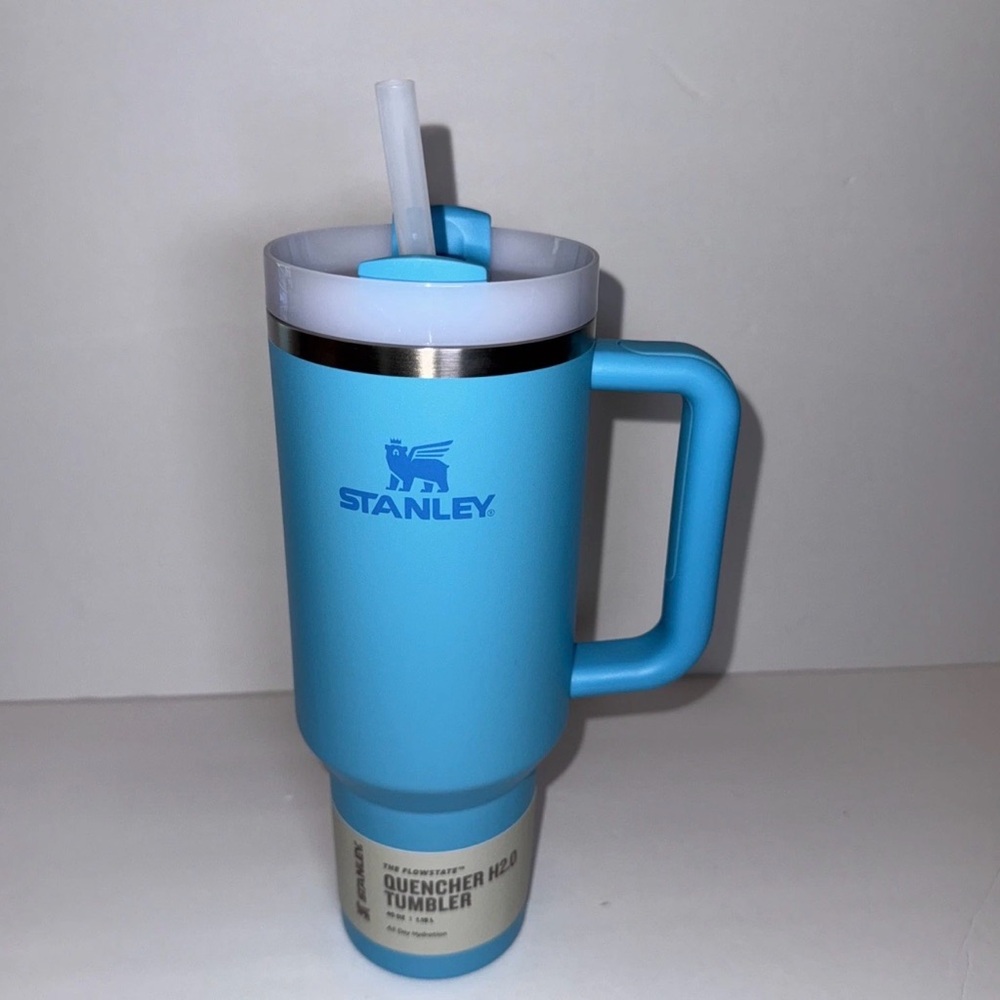 Stanley 40oz Aqua Quencher Tumbler with Handle